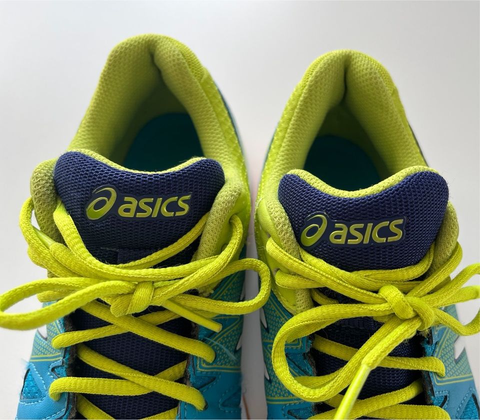 Neuw❗️ASICS GEL-UPCOURT Hallen Turnschuhe Sneaker Gr.36 Blau Grün in Aidlingen