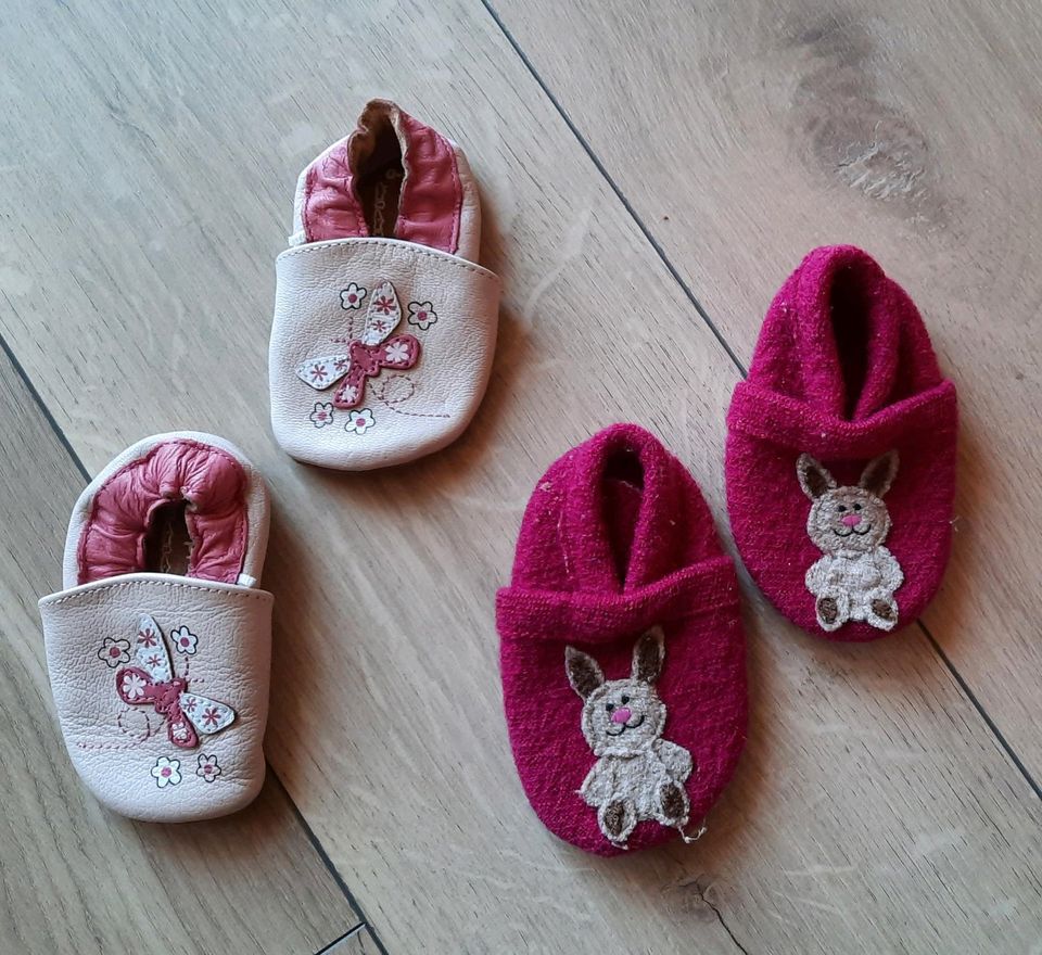 Baby Mädchen Schuhe Krabbelschuhe Lauflernschuhe Gr. 0-6 Monate in Mainleus