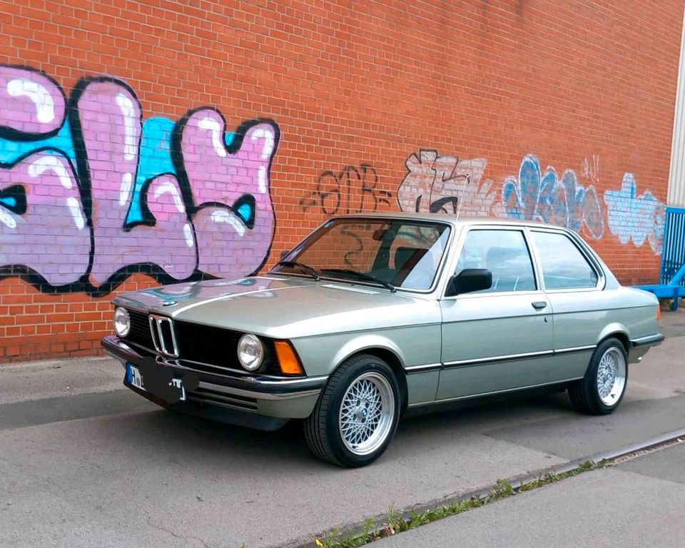 BMW ,  E 21 318i in Springe