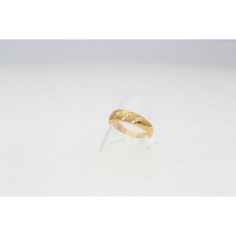 GOLD DAMEN RING 8k 333 Gr. 58 2,12g Gelb Gold AU in Berlin