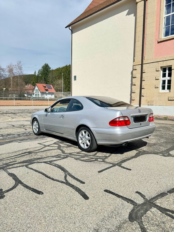 Mercedes-Benz CLK 320 V6 *TÜV 05/25* in Villingen-Schwenningen