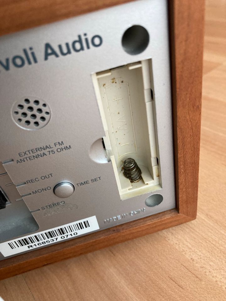 Tivoli Model Three Radio Uhr in Braunschweig
