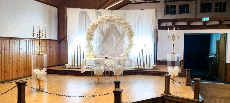 ✨️ Deko Verleih Plexiglas Tisch Vorhang Set Verlobung Hochzeit Nisan Verleih ✨️ in Wipperfürth