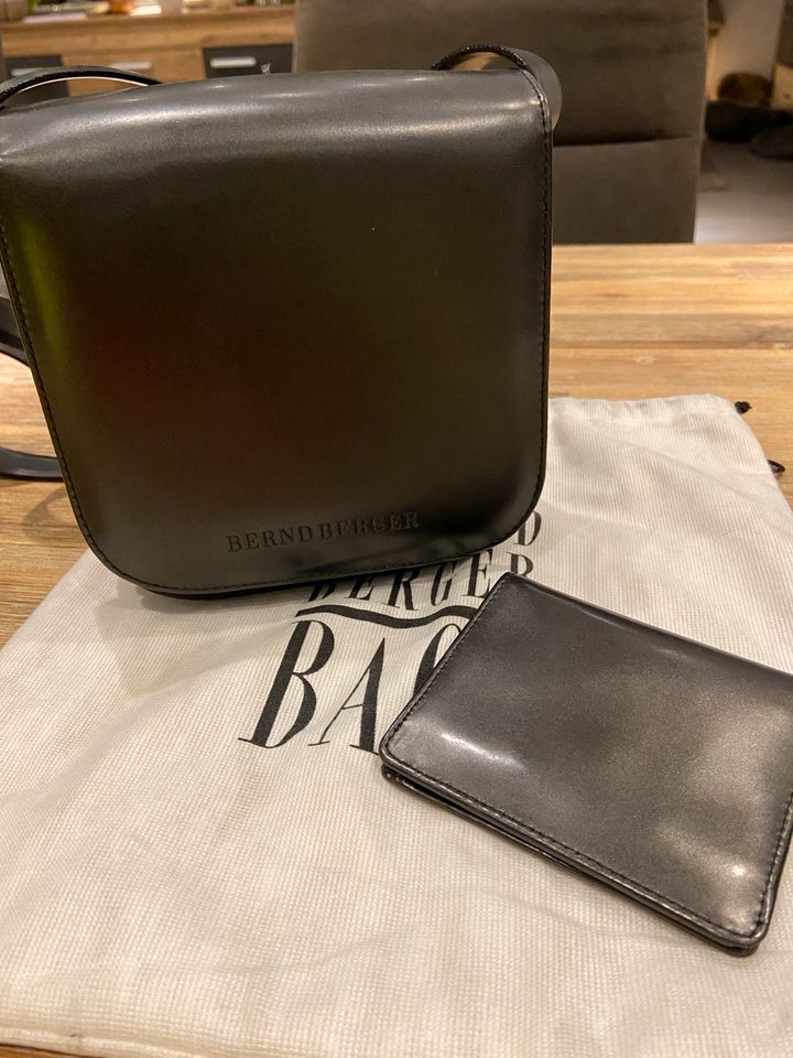 Bernd Berger Kleine Abendtasche mit Portemonnaie in Ruppichteroth