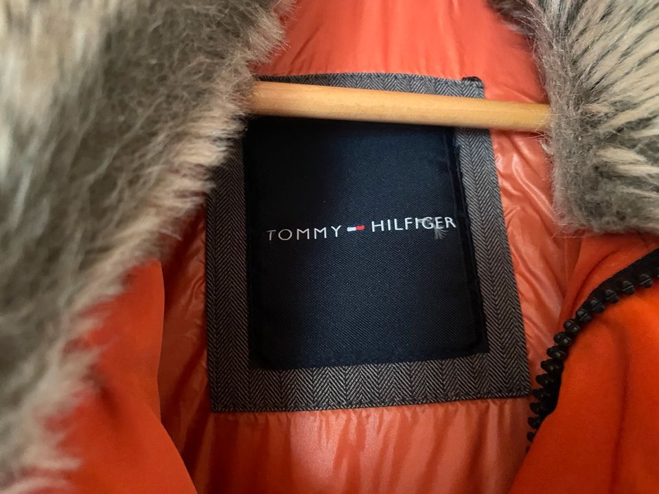 Winterjacke Herren Tommy hilfiger orange XXXL in München