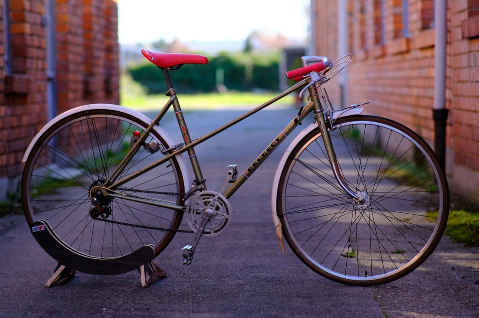 Vintage Damen Peugeot Rennrad / Sportrad aus der Normandie in Kleinostheim