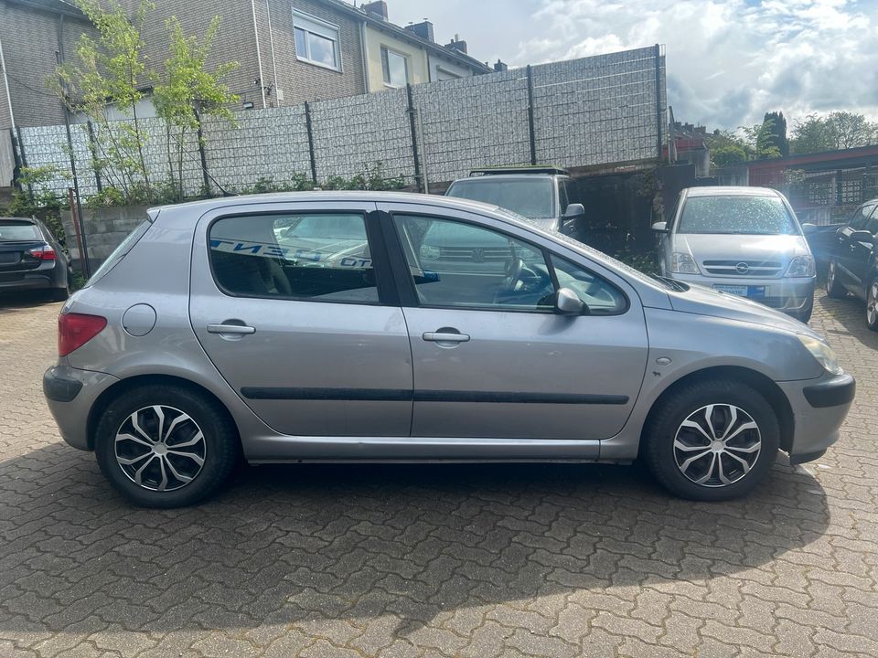 Peugeot 307 Grand Filou 1.6 16v TÜV NEU Klima Anhängerkupplung in Kiel