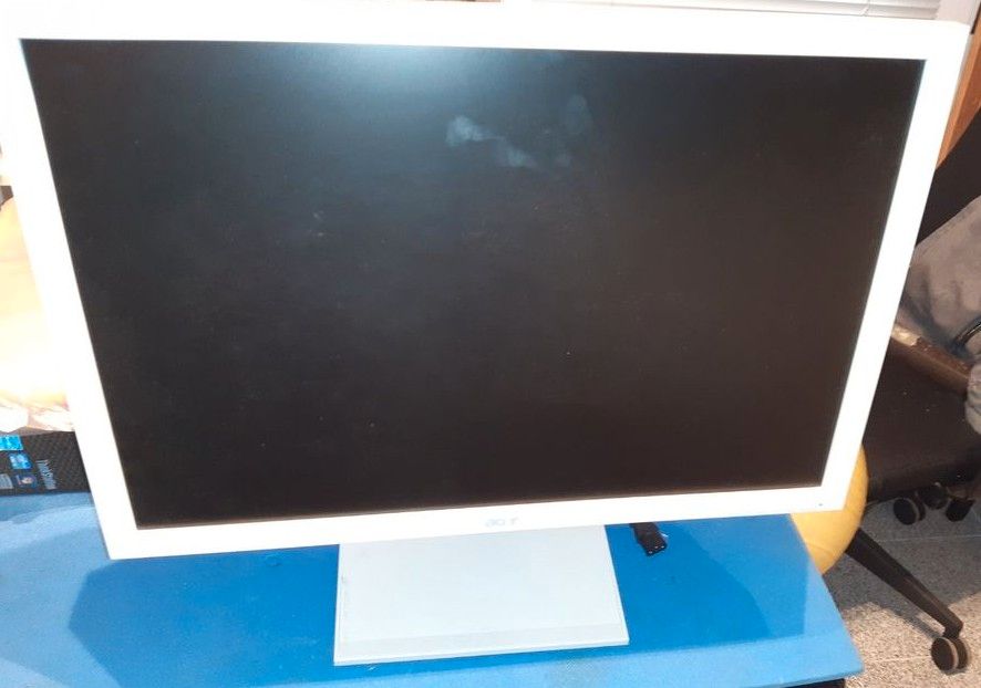 Acer LCD Monitor B243W  24 Zoll in Hannover