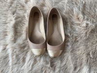 Ballerinas Größe 39 in beige/gold Leipzig - Probstheida Vorschau