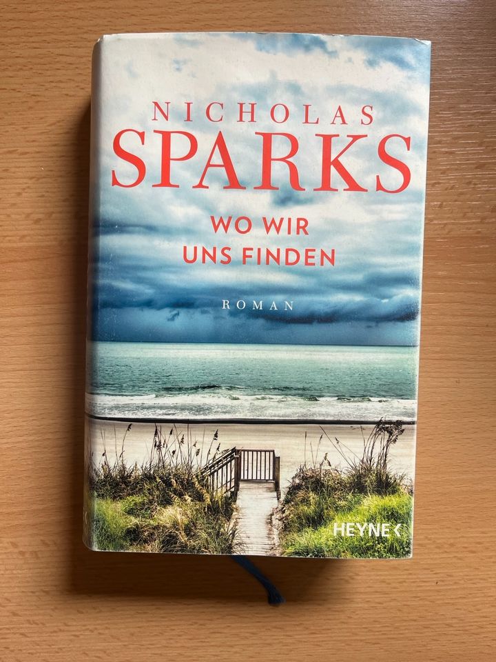 Buch Wo wir uns finden von Nicholas Sparks in Herten