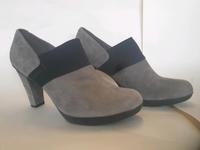 graue geschlossene Pumps Wildleder Gr. 40 Geox Respira Bayern - Klosterlechfeld Vorschau