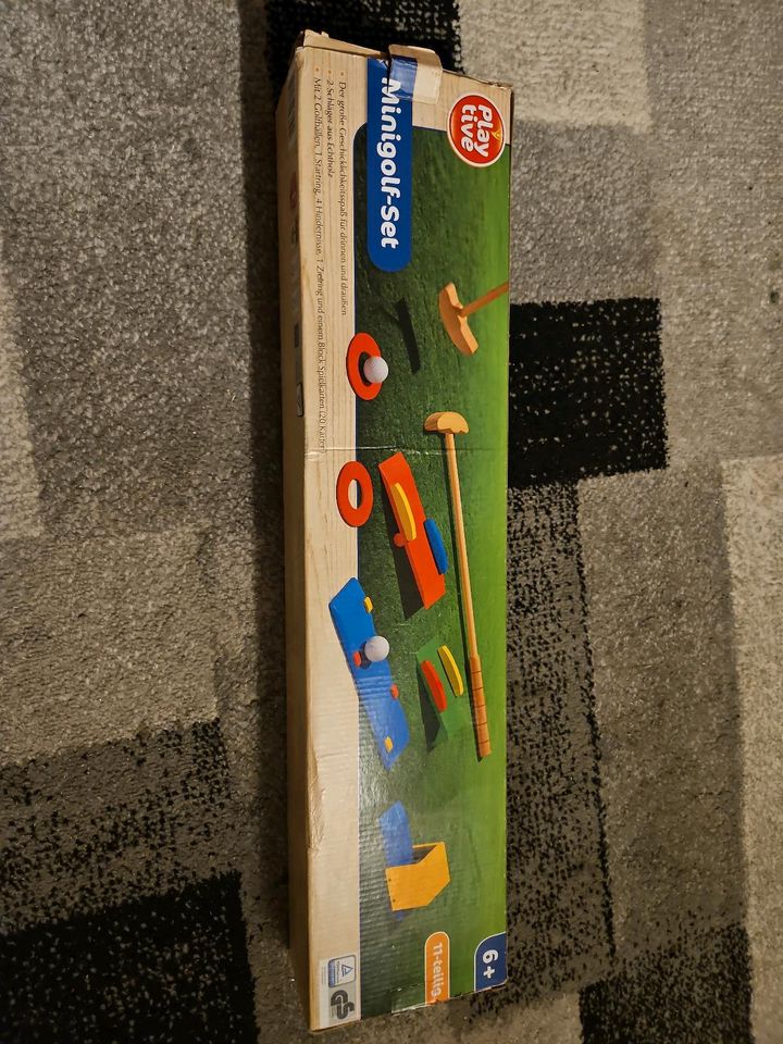 Mini Golf Set aus Holz, Kinder ab 6J. , Spielzeug für Draußen in Aidenbach