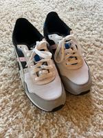 ASICS Sneaker Schuhe neu 39 Rheinland-Pfalz - Otterstadt Vorschau