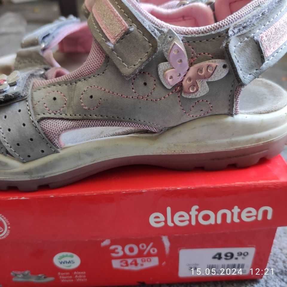 Sandalen Elefanten Größe 33 Mädchen in Löbnitz