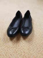 Tamaris Ballerina schwarz Gr 40 wie neu Hessen - Friedberg (Hessen) Vorschau