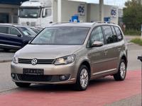 Volkswagen Touran Life DSG' MFL' SHZ' PDC Baden-Württemberg - Schwieberdingen Vorschau