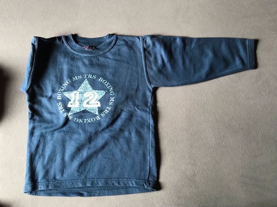Kinderkleidung Pullover Tshirt Hose Jacke in Ockenheim