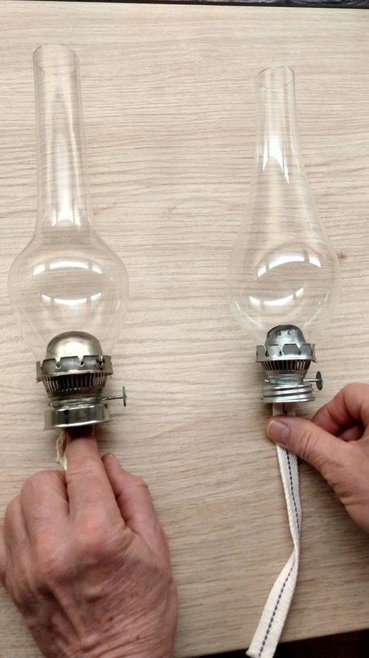 2 Petroleumlampenbrenner mit Vasenring und Zylinder in Gorsleben