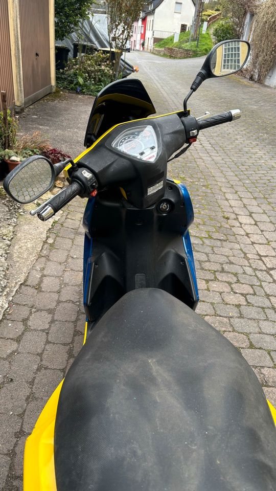 Kymco Super 8 ,4 takter Top Zustand in Oberdiebach