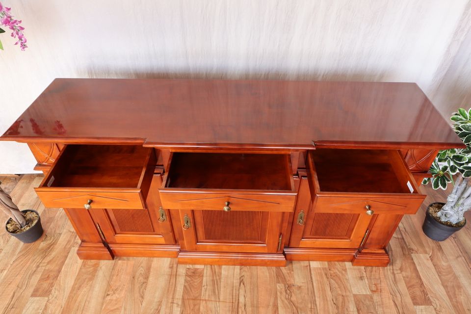 Nr.1947b Scholtissek-Tradition Sideboard Kirsche Vollmassiv in Wiesbaum