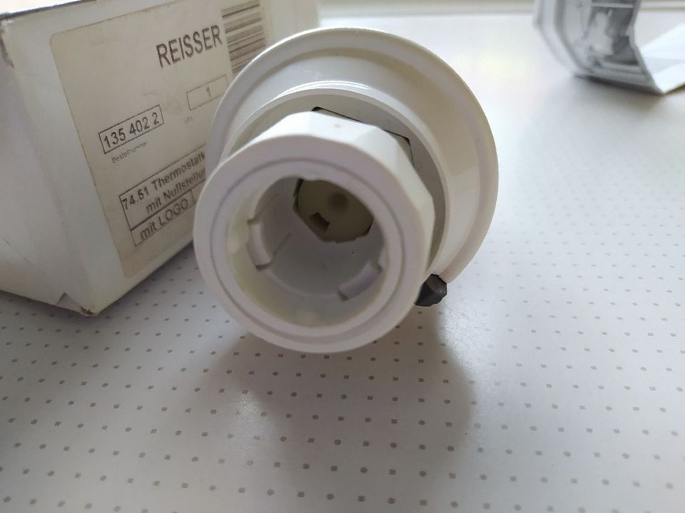 Thermostat mit Flüssigfühler Reisser für Heizkörper M30x1,5 M33x2 in  Baden-Württemberg - Kirchheim unter Teck | Heimwerken. Heimwerkerbedarf  gebraucht kaufen | eBay Kleinanzeigen ist jetzt Kleinanzeigen