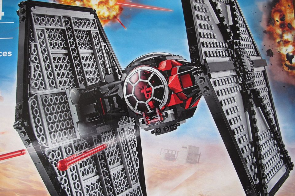Neu LEGO Star Wars 75101 First Order Special Forces TIE Fighter in Lemgo