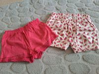 2x Mädchen Shorts Gr. 74/80 Sachsen - Olbernhau Vorschau