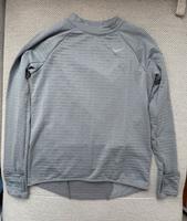Shirt von Nike - Gr.XS - grau - neuwertig Hessen - Kassel Vorschau
