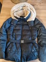 Kurze Daunenjacke Esprit EDC Süd - Niederrad Vorschau