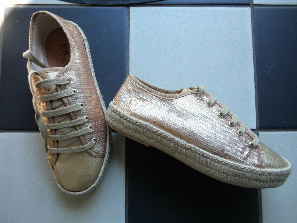 Espadrilles Sneaker  in gold echt Lederfußbett Gr. 37 wie NEU in Dortmund