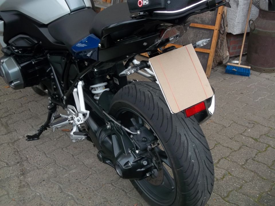 Heckumbau BMW R1250R in Großheubach