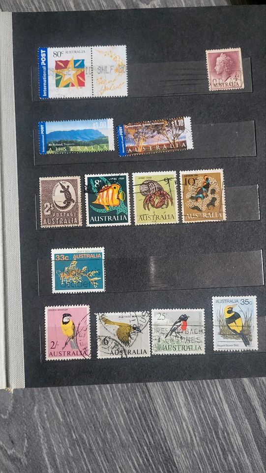 Briefmarken + Album in Schiffweiler