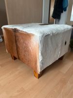 Hocker aus Ziegenfell 60x60x44cm Bayern - Eching (Kr Freising) Vorschau