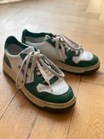 Autry Sneaker weiß grün Gr. 39 Köln - Junkersdorf Vorschau