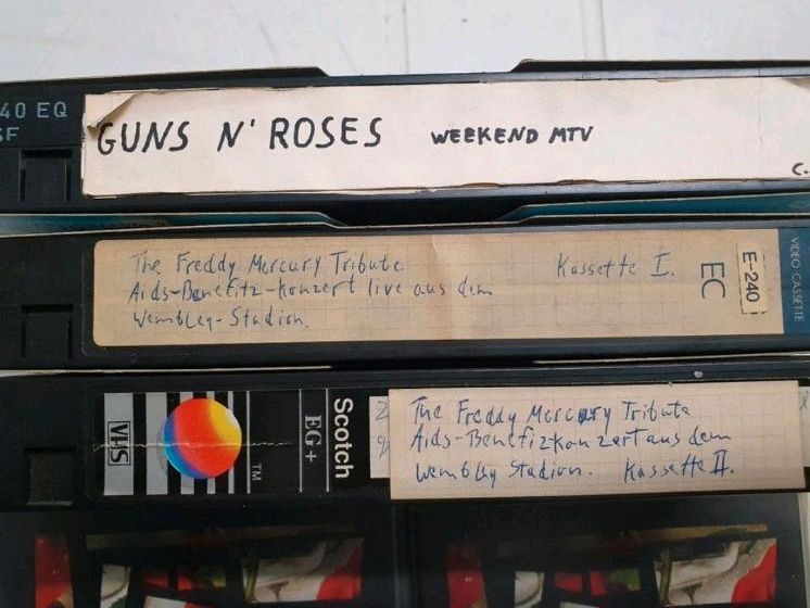 Videokassetten vhs Guns n Roses, Projekt Pitchfork, Queen in Lengerich