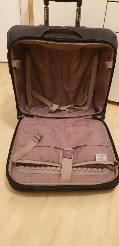 Paramount Trolley Koffer Pilotenkoffer Laptop Case mit 4 Rollen in Berlin