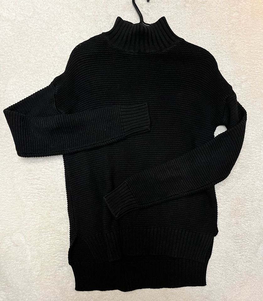 Schwarzer Pullover von Gina Tricot in Hamburg