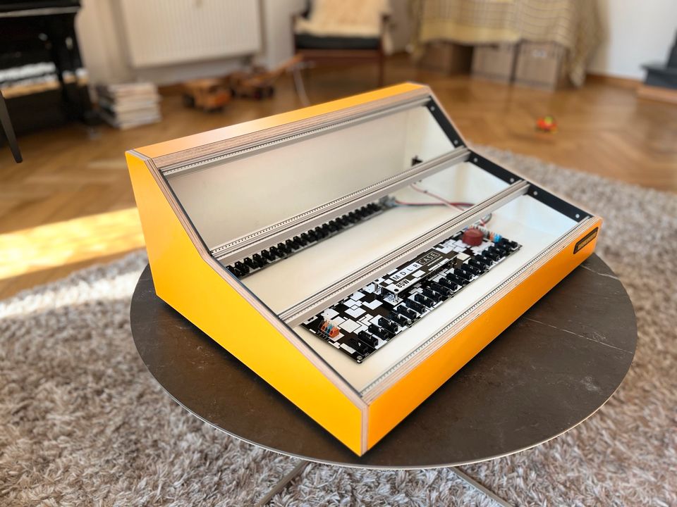 MDLR Modular Case 9U 114HP in Dresden