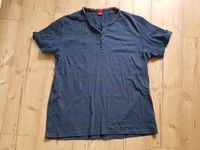 Grau-lila gestreiftes T-Shirt mit Knopfleiste im Ausschnitt Nordrhein-Westfalen - Hiddenhausen Vorschau