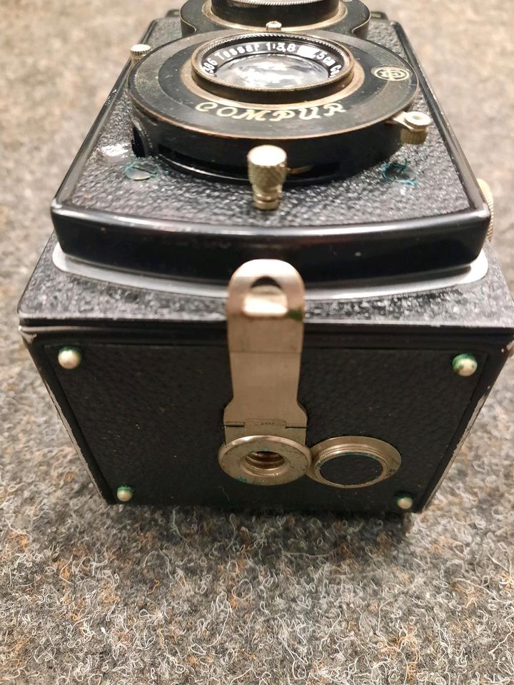 Analogekamera  Rolleiflex 6x6 K2  Model 6RF 621  1932 in Ingolstadt