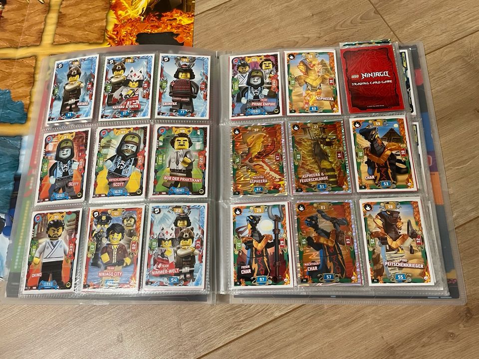 Ninjago Karten Sammelkarten und Sammelordner  Serie 5 2020 in Riemerling