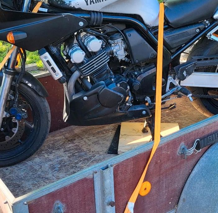 Yamaha fazer fzs 600 motor verkleidung spoilern in Flein