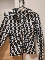 Bluse in Schwarz &Weiß Niedersachsen - Hameln Vorschau
