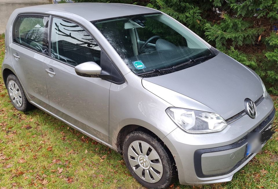 VW UP! Inspektion TÜV neu in Salzwedel