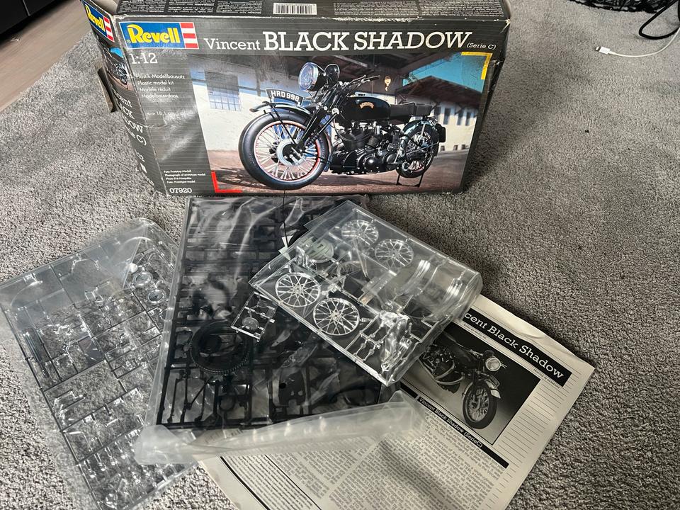 1/12 Vincent Black Shadow Café Racer - WIP: All The Rest