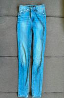 Amisu skinny high waist Jeanshose in der Größe XS /32  w 24 Schwerin - Altstadt Vorschau