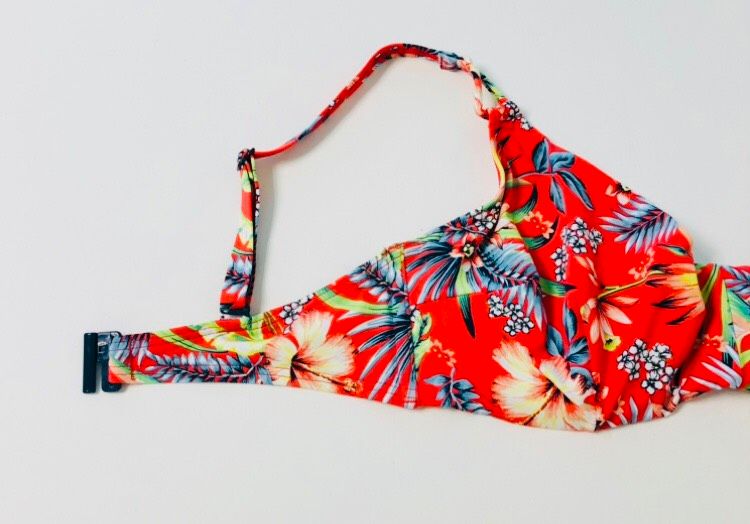 Esprit Bikini ⭐️mit  tropischem Print Gr.M (Cup 75D) UVP 70€ in Köln