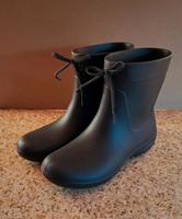 Crocs Gummistiefel in schwarz, Gr. W9 (39/40) Niedersachsen - Jembke Vorschau
