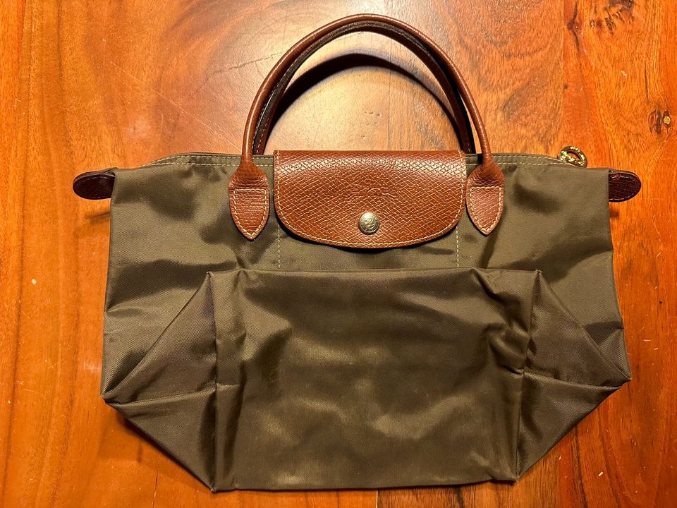 Longchamp Handtasche Khaki in Sulzbach