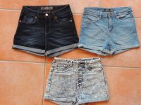 3 x Hosen Amisu + FB Sister Hot Pan Jeans schwarz + blau Gr. 34 Nordrhein-Westfalen - Meckenheim Vorschau